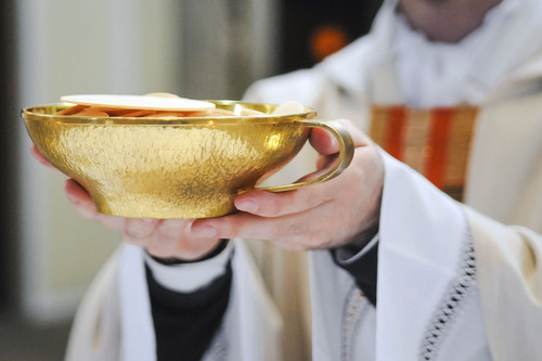 Hostien / Daniel Furxer - Katholische Kirche Vorarlberg HostienGottesdienst Eucharistie
